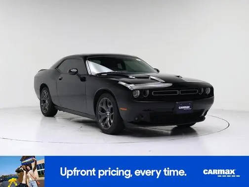 2018 Dodge Challenger SXT Plus RWD photo