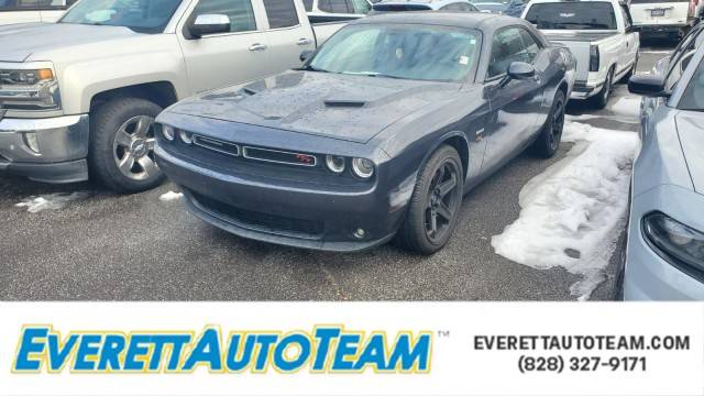 2018 Dodge Challenger R/T RWD photo