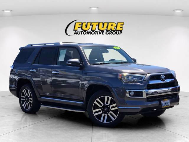 2018 Toyota 4Runner Limited RWD photo