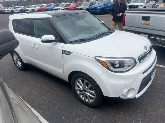 2018 Kia Soul + FWD photo