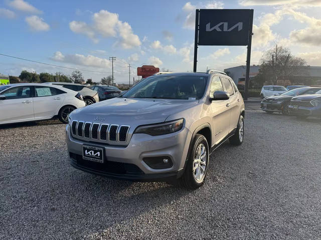 2019 Jeep Cherokee Latitude 4WD photo