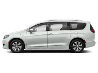 2018 Chrysler Pacifica Minivan Hybrid Touring L FWD photo