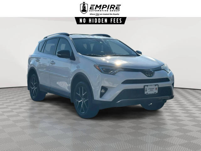 2018 Toyota RAV4 SE AWD photo