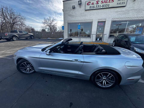 2017 Ford Mustang EcoBoost Premium RWD photo