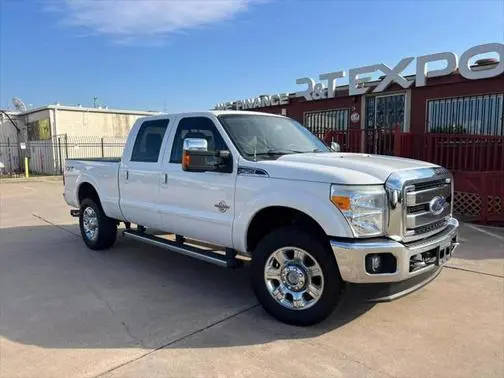 2015 Ford F-250 Super Duty Lariat 4WD photo