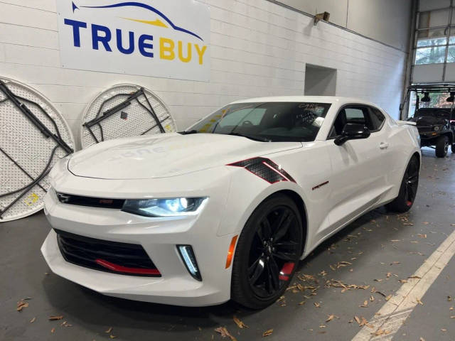 2018 Chevrolet Camaro 1LT RWD photo