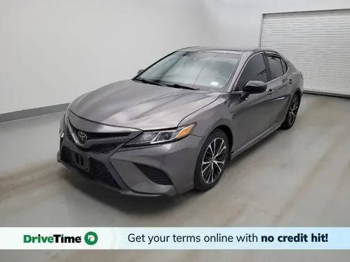 2018 Toyota Camry SE FWD photo