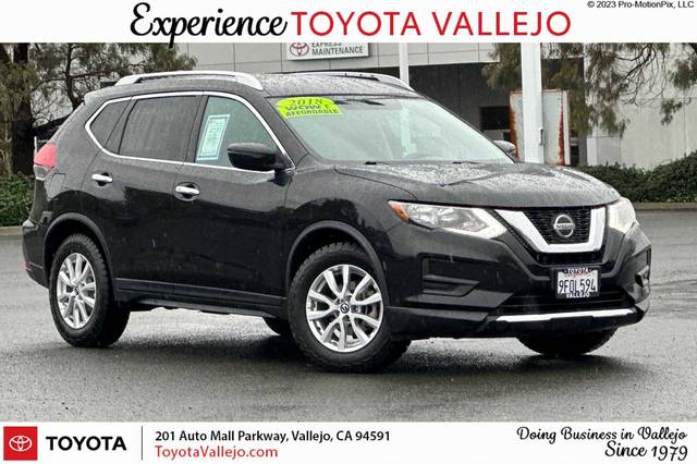 2018 Nissan Rogue SV FWD photo