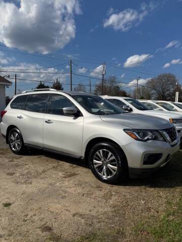 2018 Nissan Pathfinder S 4WD photo