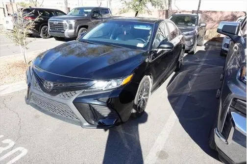 2018 Toyota Camry SE FWD photo