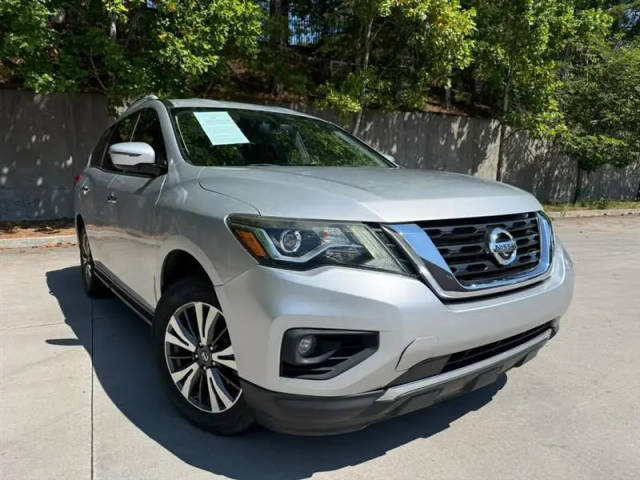 2017 Nissan Pathfinder SV FWD photo