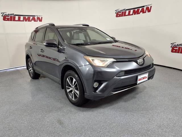 2018 Toyota RAV4 XLE FWD photo