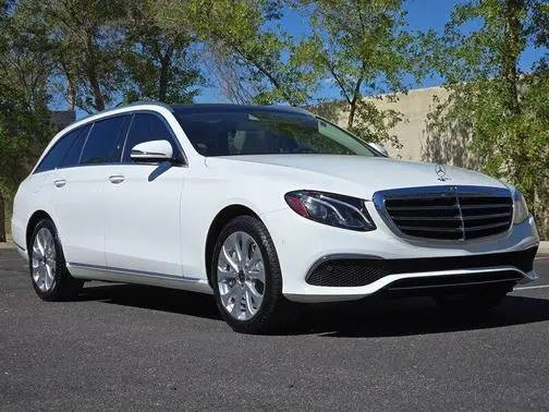 2018 Mercedes-Benz E-Class E 400 AWD photo