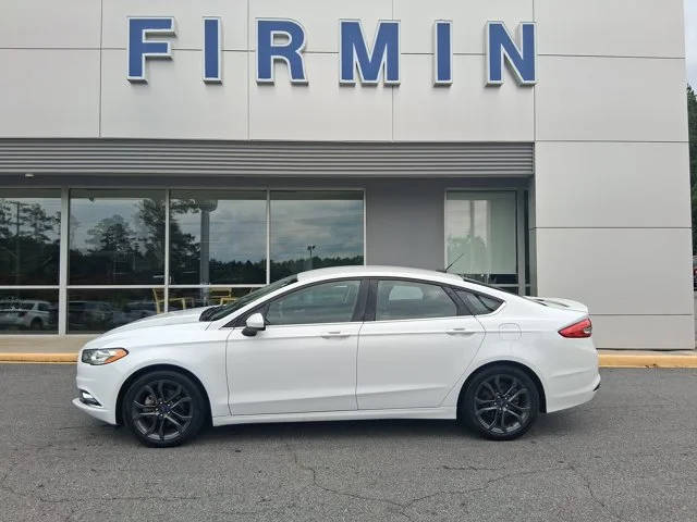 2018 Ford Fusion SE FWD photo