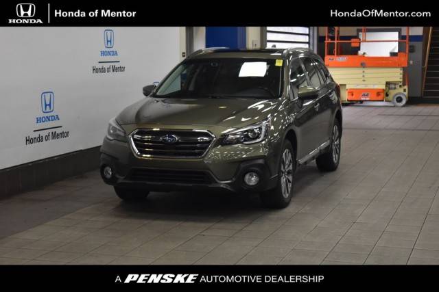 2018 Subaru Outback Touring AWD photo