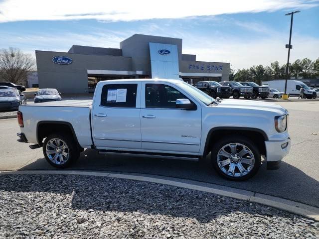 2018 GMC Sierra 1500 Denali 4WD photo