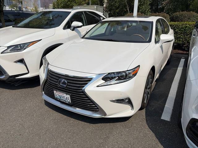 2018 Lexus ES ES 300h FWD photo
