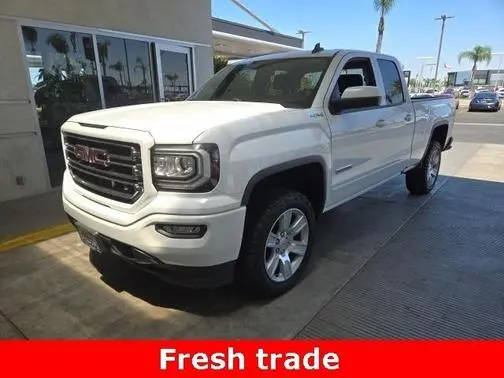 2018 GMC Sierra 1500 SLE 4WD photo