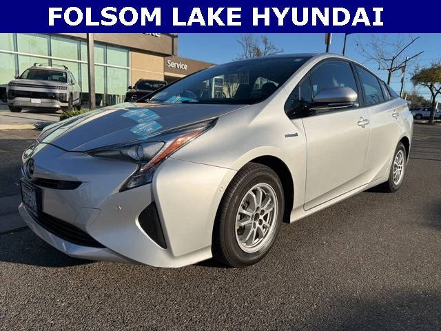 2018 Toyota Prius Four FWD photo