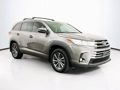 2018 Toyota Highlander XLE AWD photo