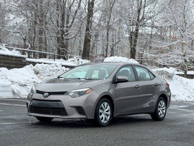 2015 Toyota Corolla L FWD photo