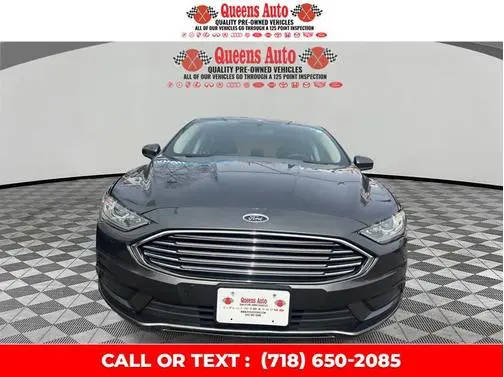 2018 Ford Fusion SE FWD photo