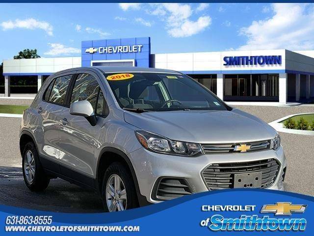 2018 Chevrolet Trax LS AWD photo