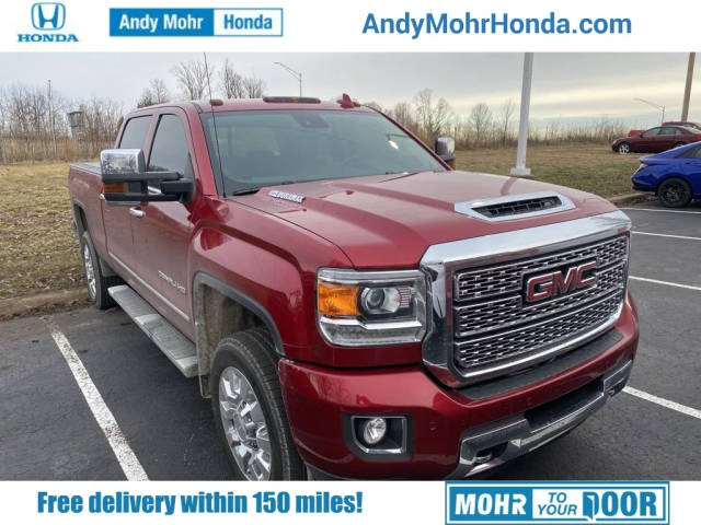 2018 GMC Sierra 2500HD Denali 4WD photo
