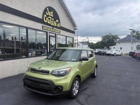 2018 Kia Soul Base FWD photo