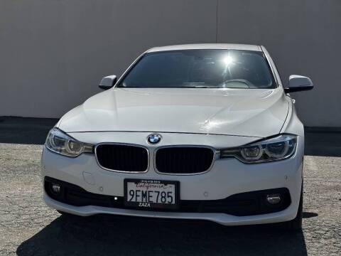 2018 BMW 3 Series 320i RWD photo