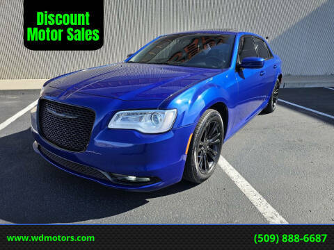 2018 Chrysler 300 Touring L RWD photo