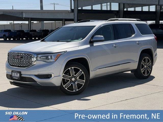 2018 GMC Acadia Denali AWD photo