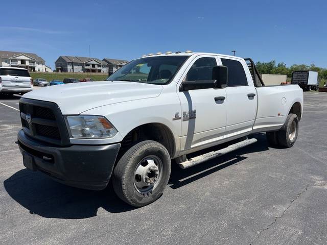 2018 Ram 3500 Tradesman 4WD photo