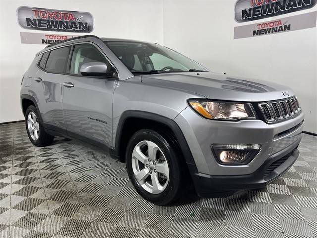 2018 Jeep Compass Latitude FWD photo