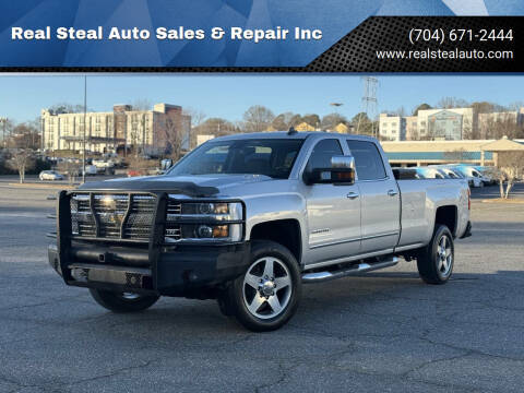 2015 Chevrolet Silverado 2500HD LTZ 4WD photo