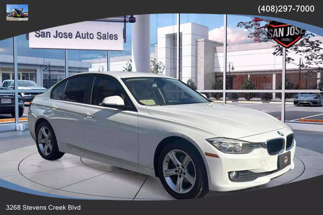 2015 BMW 3 Series 320i RWD photo