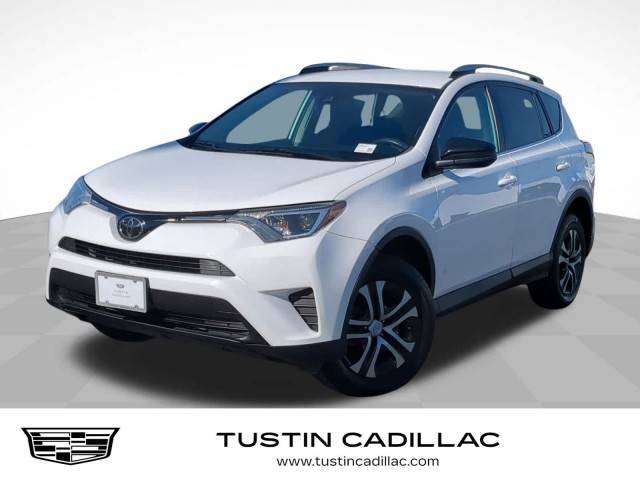 2017 Toyota RAV4 LE AWD photo