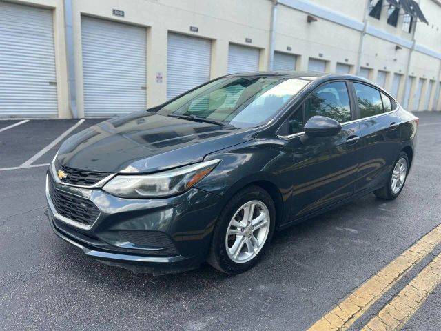 2018 Chevrolet Cruze LT FWD photo