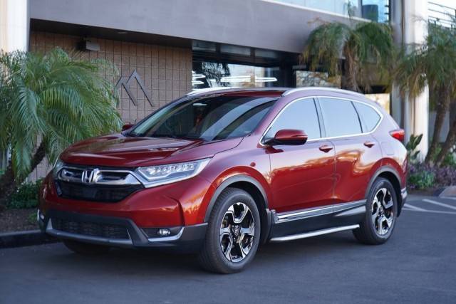 2018 Honda CR-V Touring FWD photo