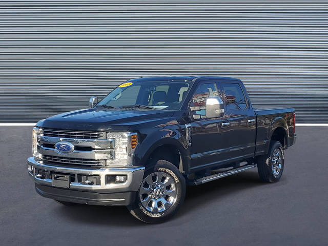 2018 Ford F-250 Super Duty LARIAT 4WD photo