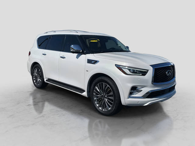 2018 Infiniti QX80  4WD photo