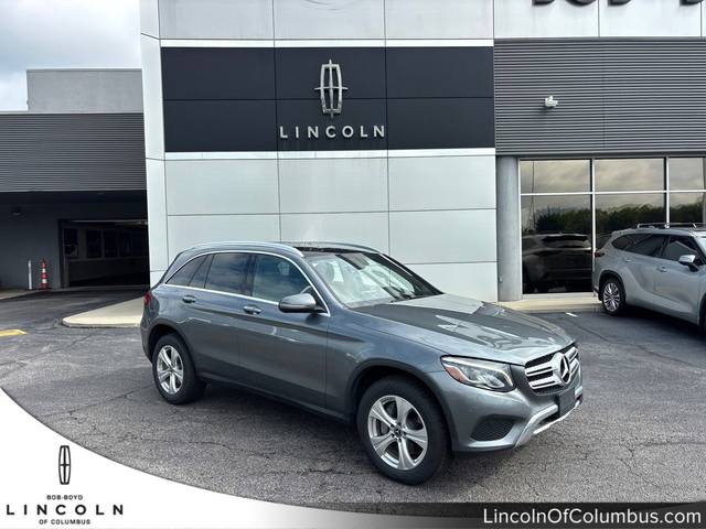 2018 Mercedes-Benz GLC-Class GLC 300 AWD photo