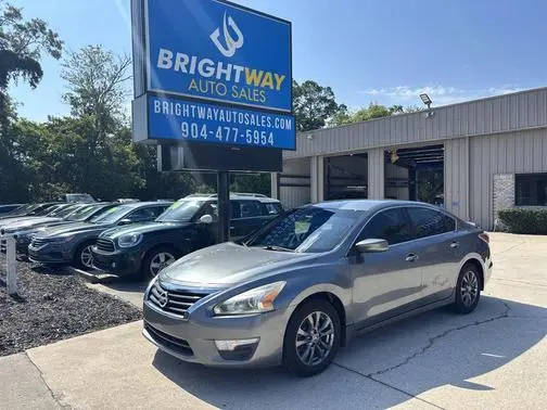 2015 Nissan Altima 2.5 S FWD photo