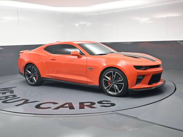 2018 Chevrolet Camaro 2SS RWD photo