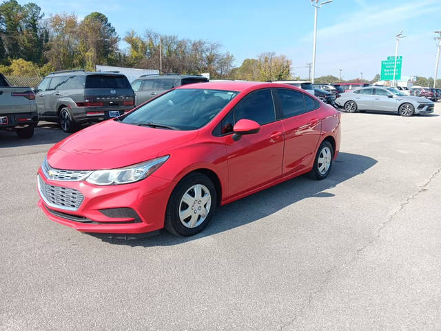 2018 Chevrolet Cruze LS FWD photo