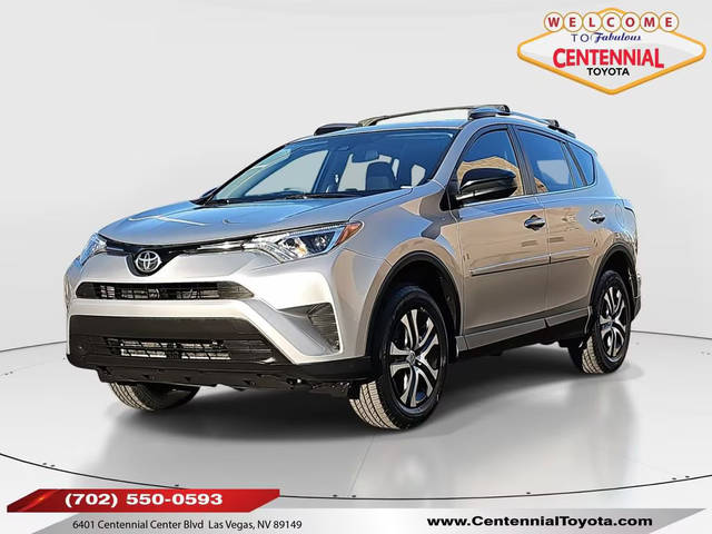 2018 Toyota RAV4 LE FWD photo