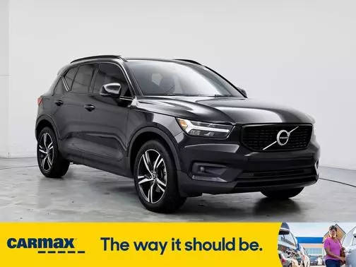 2019 Volvo XC40 R-Design AWD photo