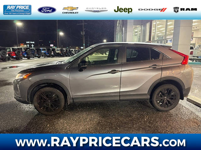 2018 Mitsubishi Eclipse Cross LE 4WD photo