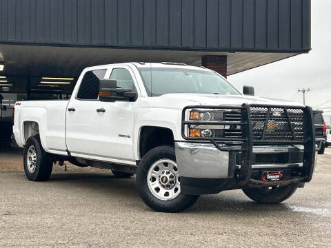 2018 Chevrolet Silverado 3500HD Work Truck 4WD photo