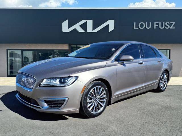 2018 Lincoln MKZ Premiere FWD photo